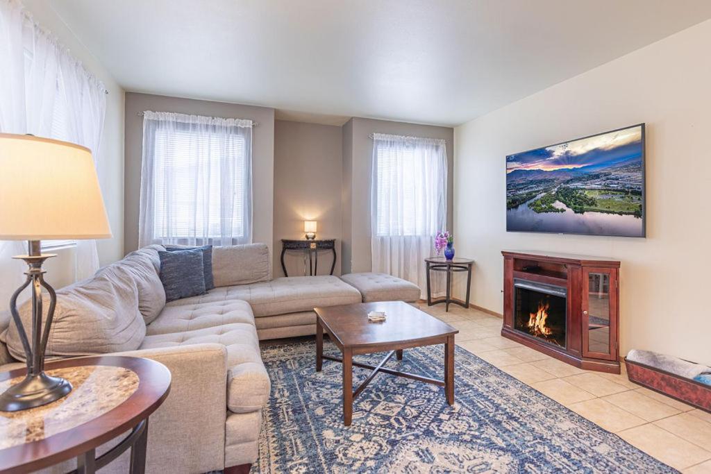 Walk To Downtown Leavenworth * Sleeps 6 + Pets * Ground Level Gem! Daire Dış mekan fotoğraf